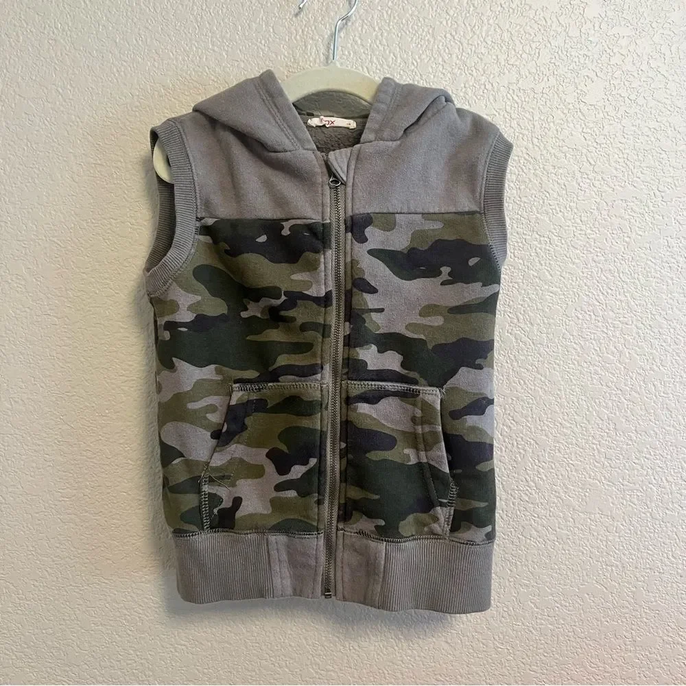Fox Camouflage Hooded Cotton Blend Vest 3Y EUC